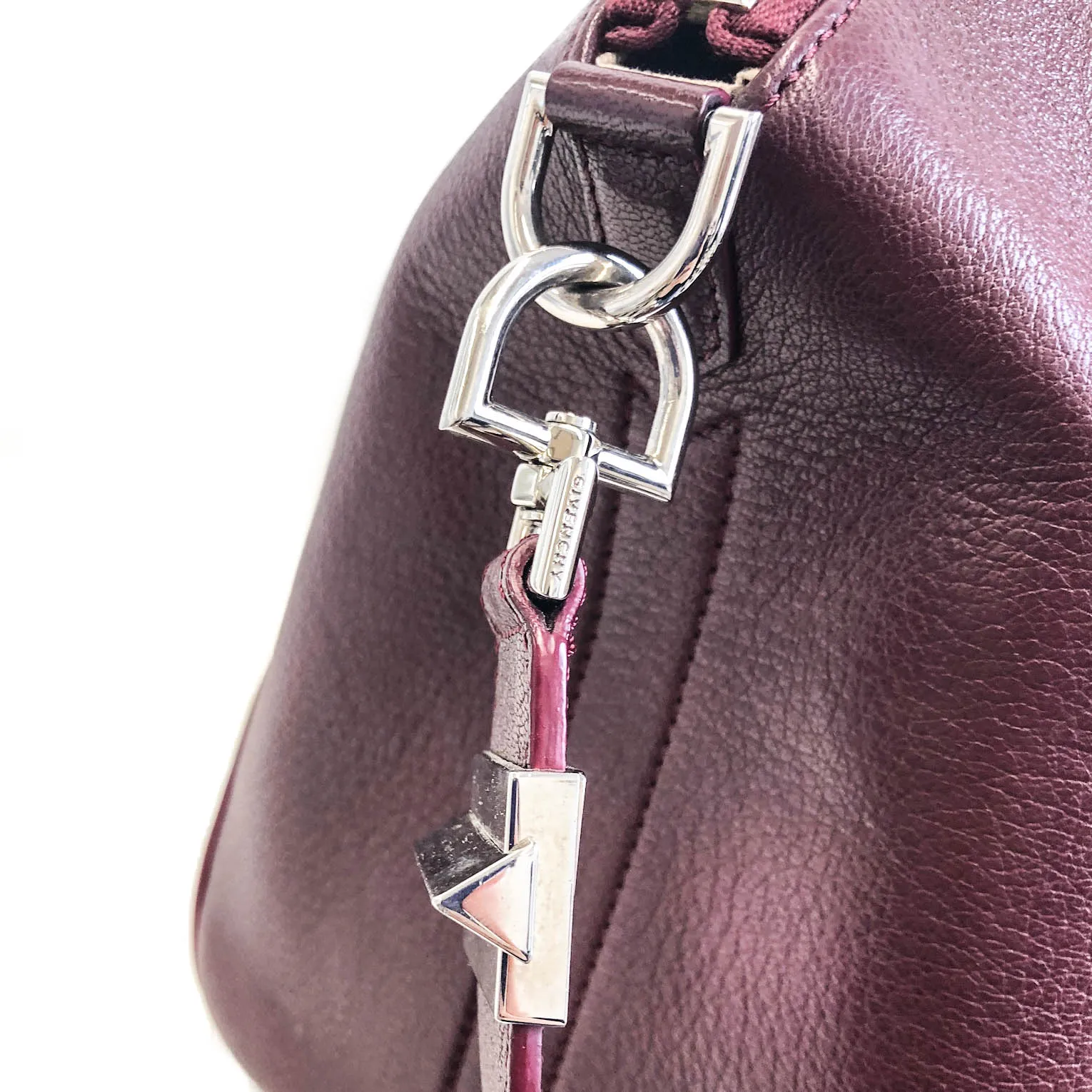 Antigona Medium in Oxblood