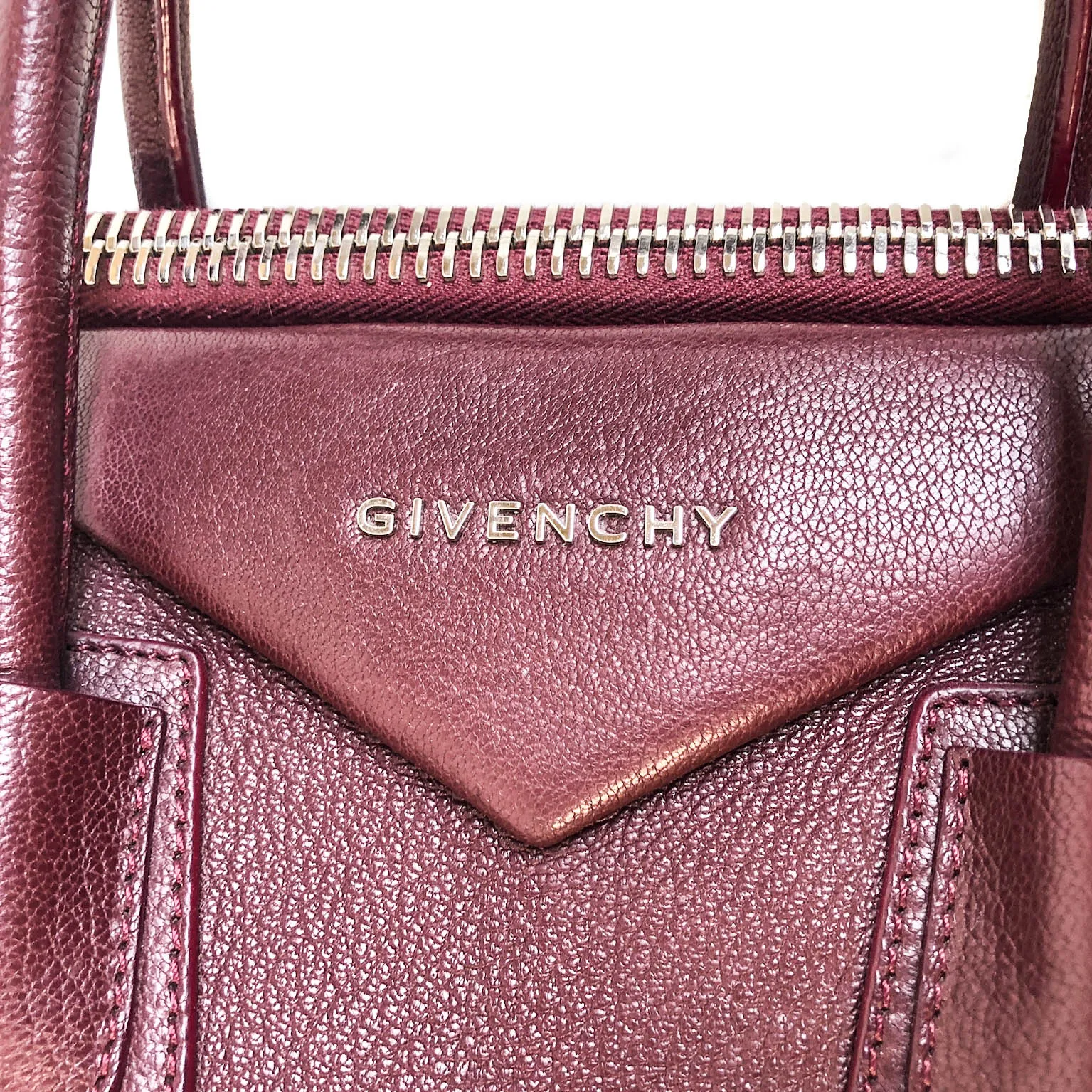 Antigona Medium in Oxblood