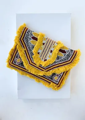 Canguu Yellow Beaded Detailed Clutch