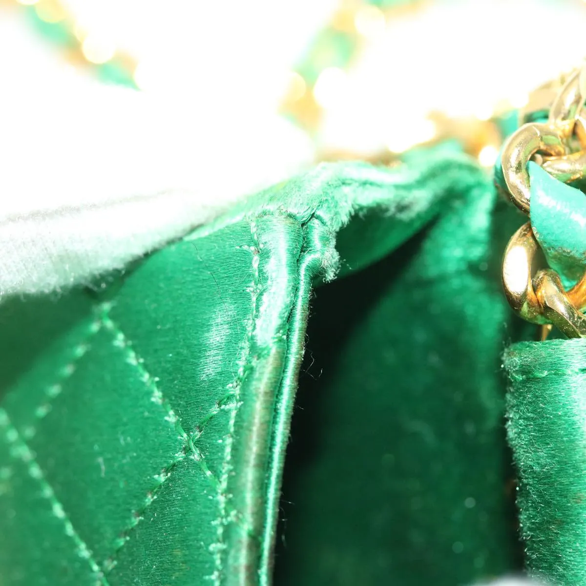 CHANEL Mini Matelasse Chain Pouch Shoulder Bag Satin Green Gold CC Auth 51271A