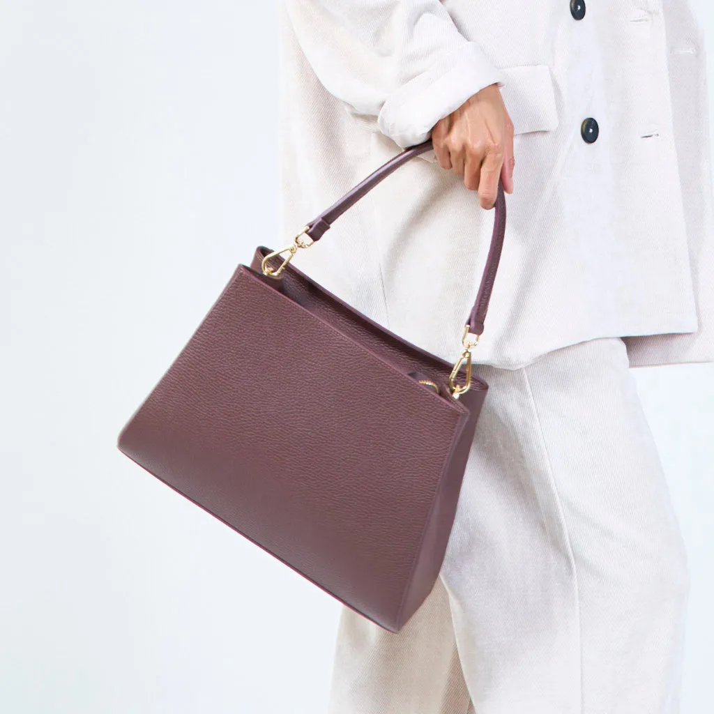 Structured leather handbag with top handle wholesale