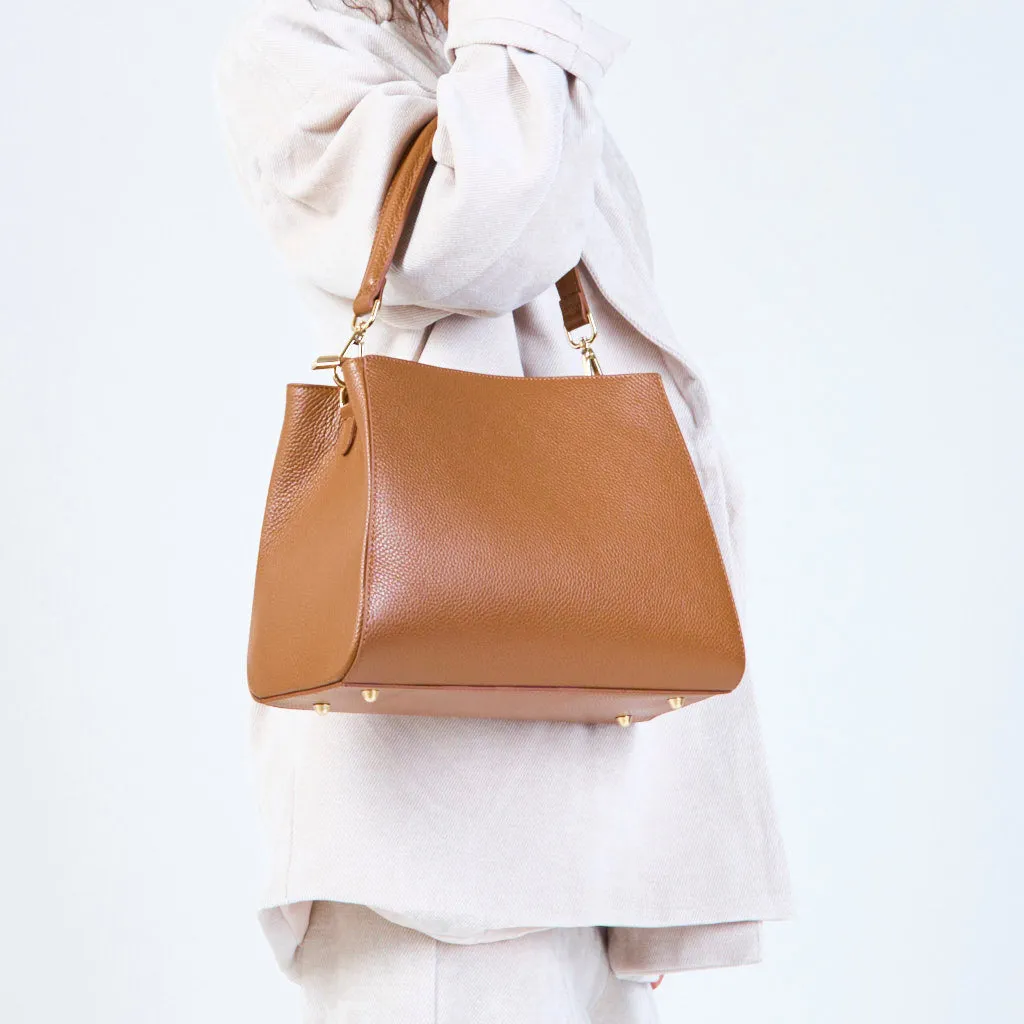 Structured leather handbag with top handle wholesale