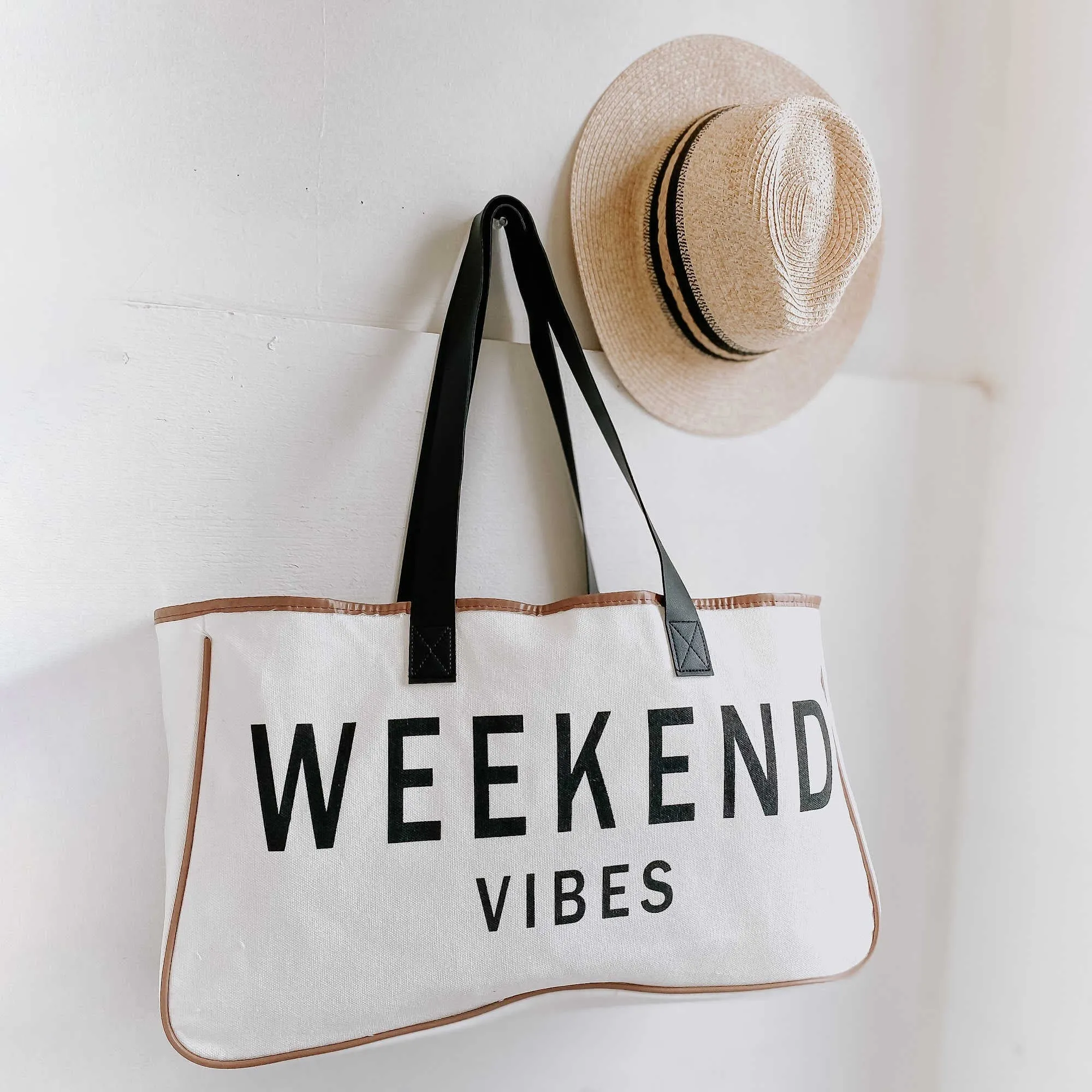 Weekend Getaway Tote Bag - Weekend Vibes